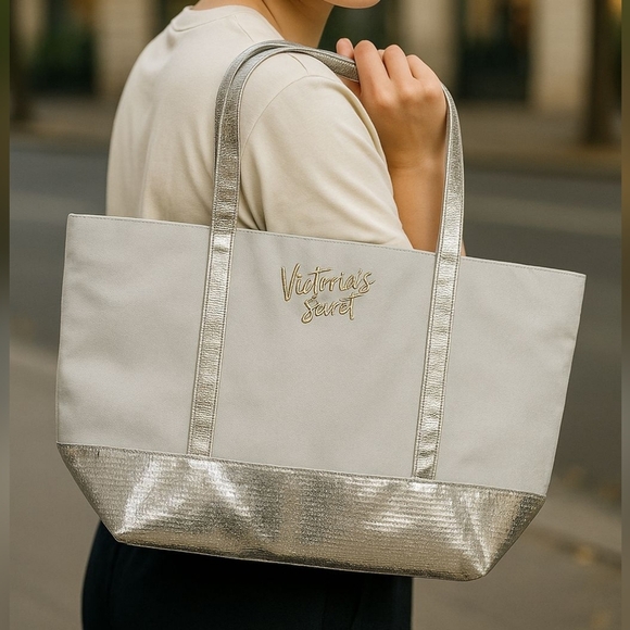 Victoria's Secret Tote bag Gold Sparkle. Nwt - Picture 1 of 6